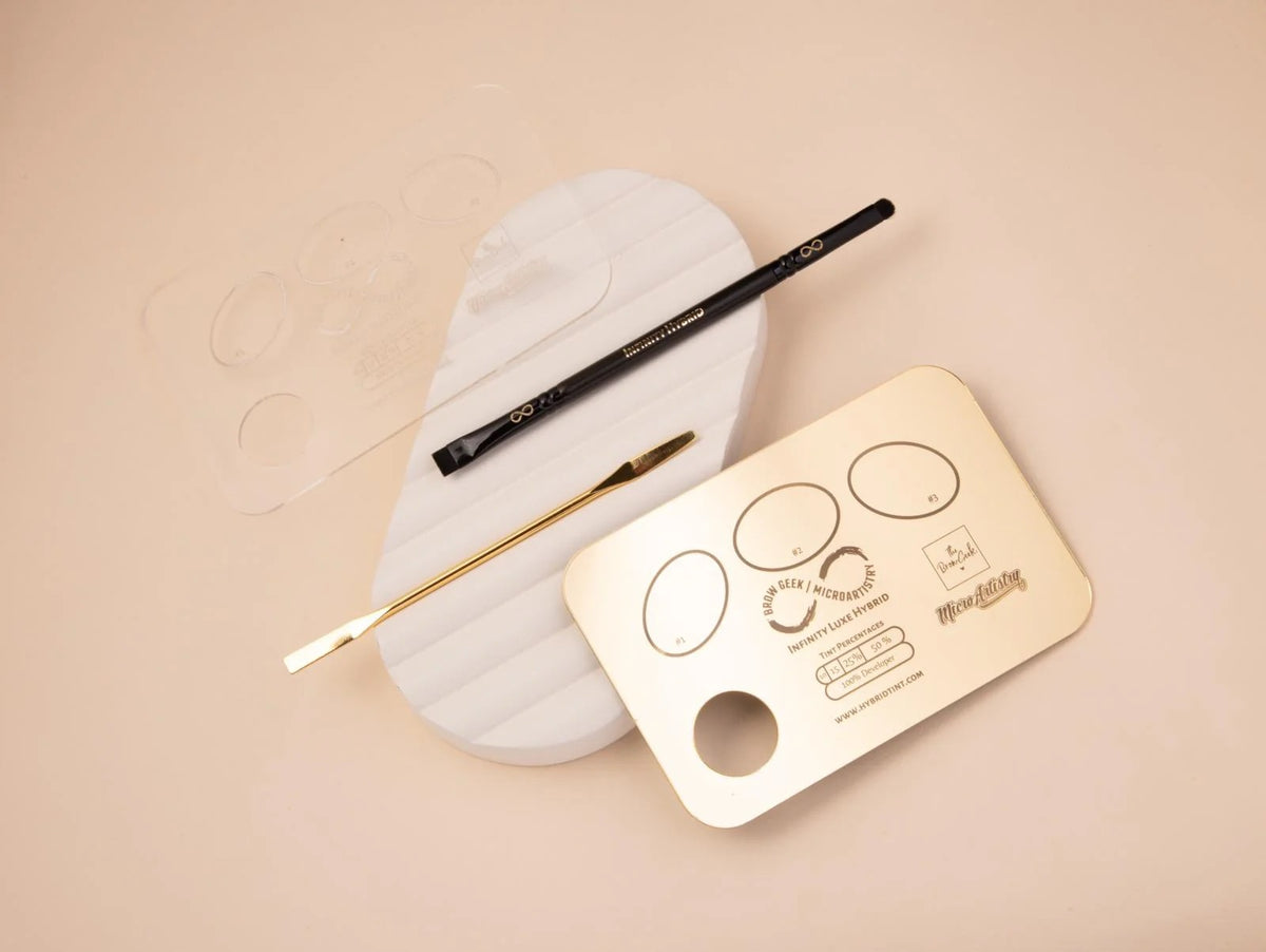 Infinity Lift & Tint Palette met Buff Blend Kwast in Clear of Gold