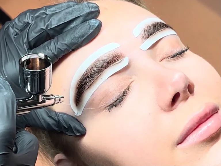 Airbrush Brows: De Toekomst van Perfecte Wenkbrauwen